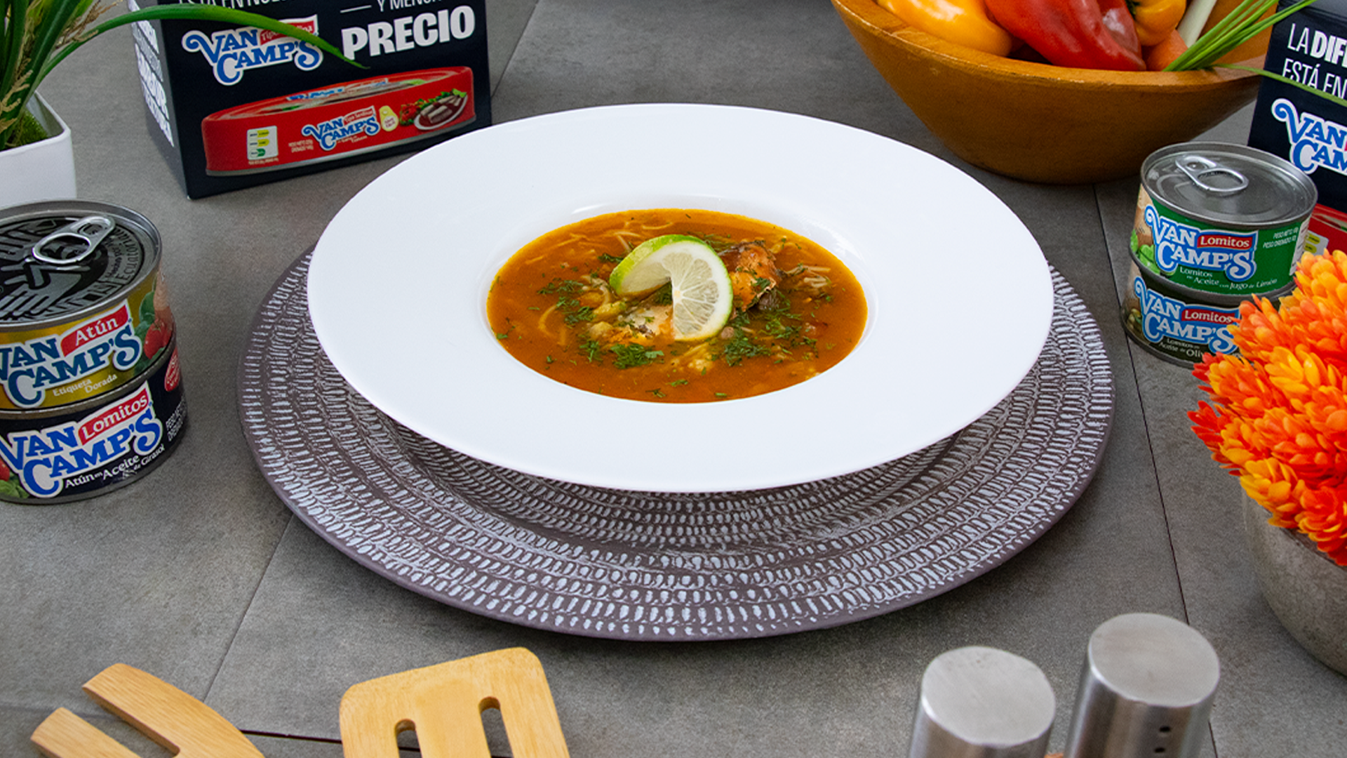 sopa-de-sardinas-con-fideos