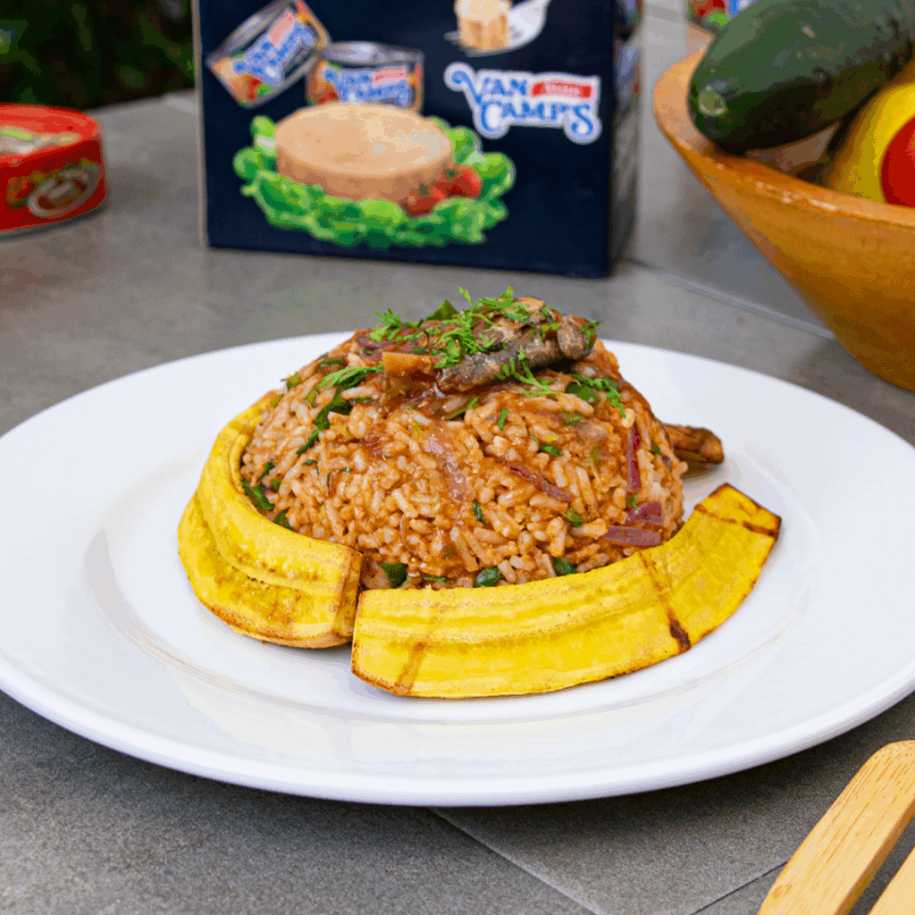 arroz-rojo-con-sardinas