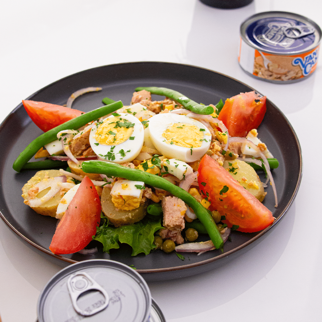 ensalada-nicoise-con-atun-y-vegetales