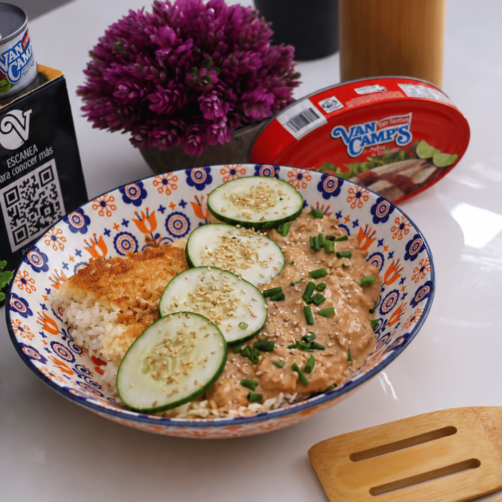 atún-picante-con-arroz-crocante